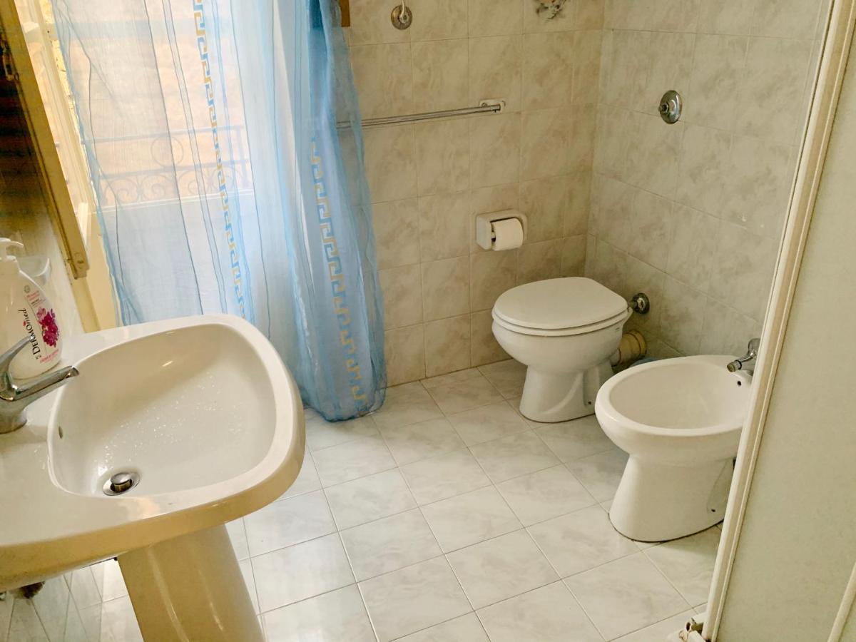 Monfenera Apartment 2 Palermo Bagian luar foto