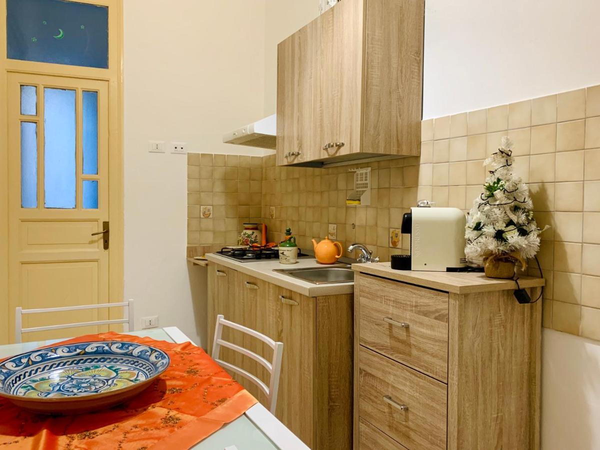 Monfenera Apartment 2 Palermo Bagian luar foto